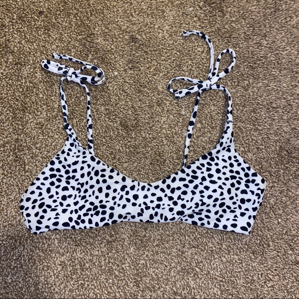 *SOLD* Zaful Dotted Tie Bikini Top